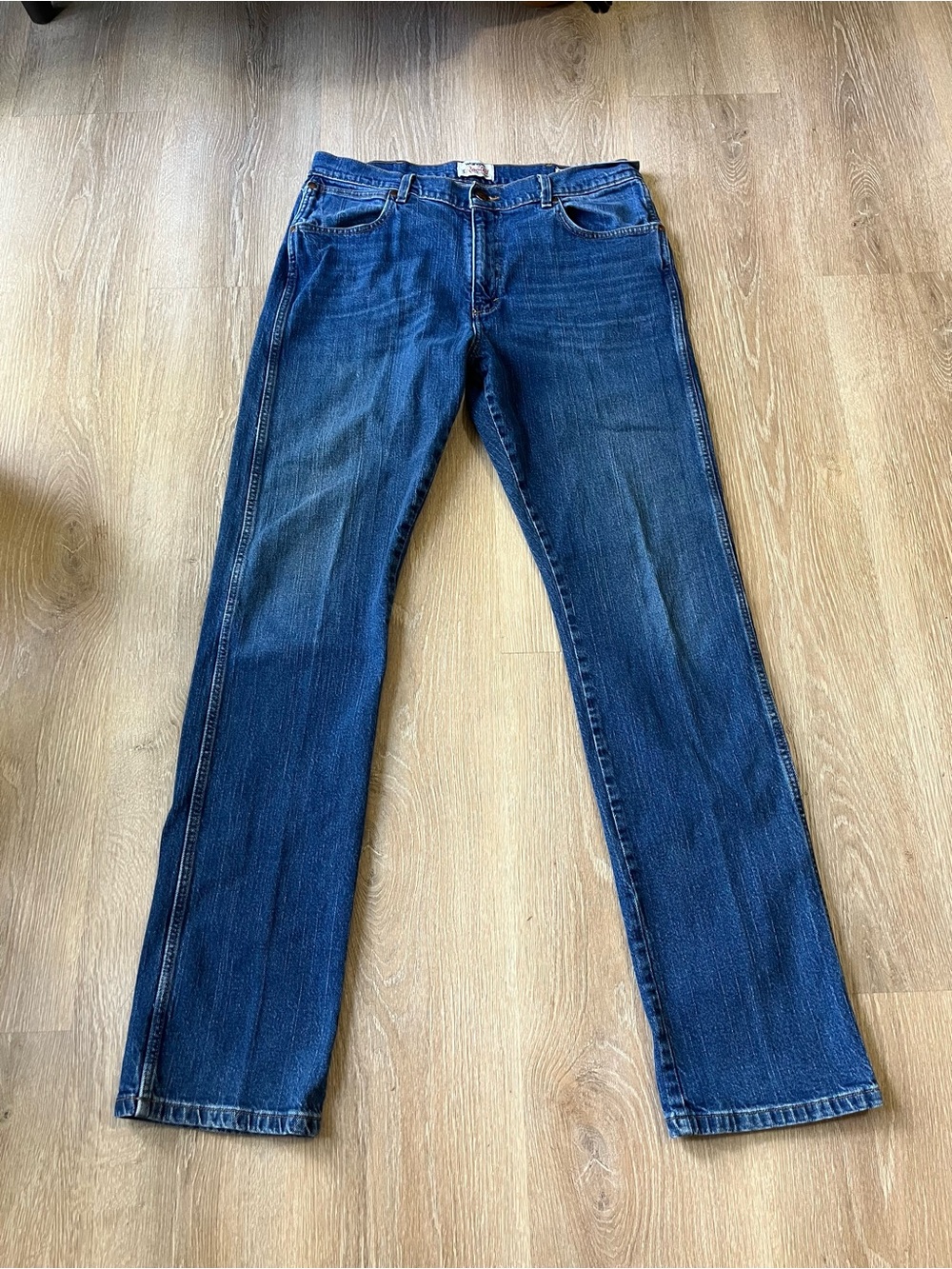 Wrangler Rooted Jeans Mens 36x36 Made In USA Blue Denim Medium Wash Straight Leg